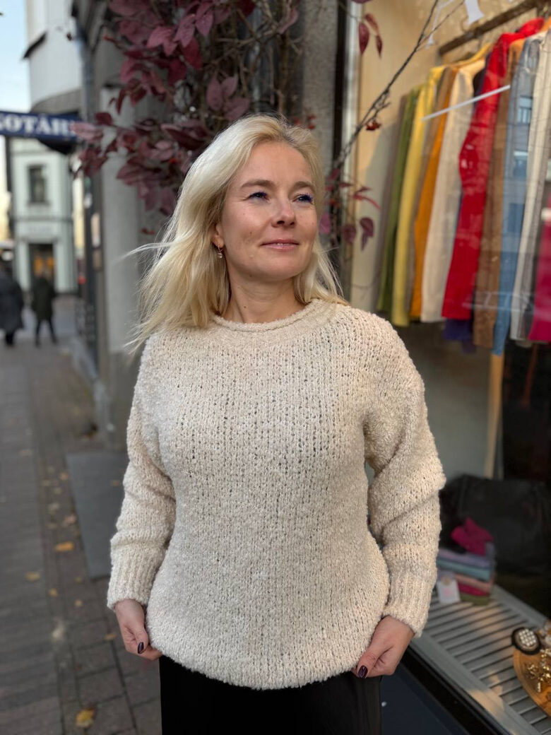 Džemperis ar vilnu un alpaku dažādās krāsās Universāls izmērs